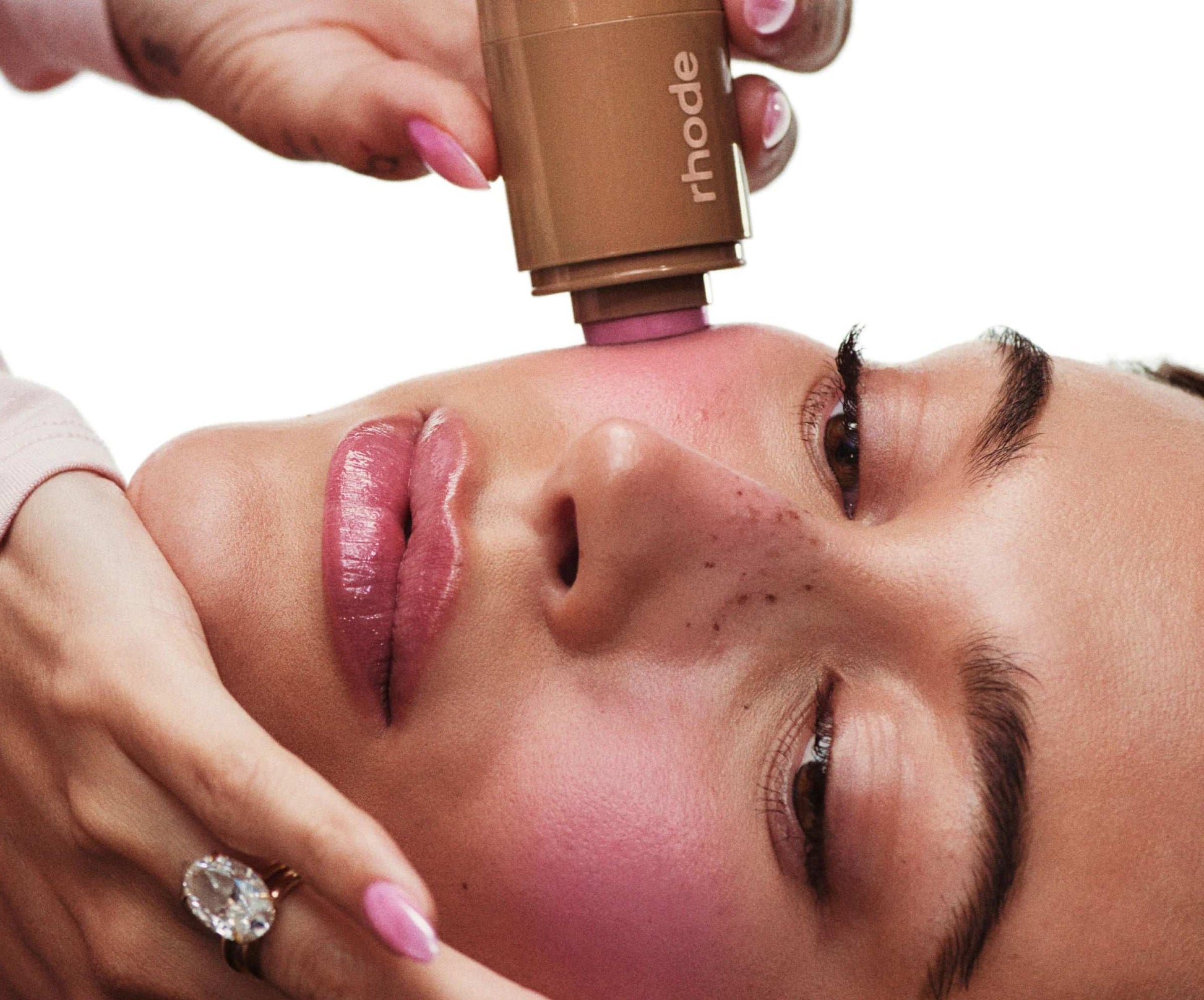 RHODE | pocket blush THE NATURAL FLUSH