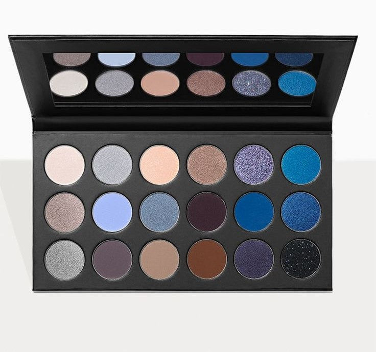 18A Blue Ya Away Artistry Palette